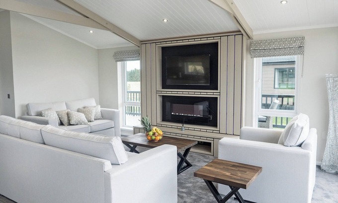 Carlton-in-Cleveland Cottage | Captain Cook Lodge - UKC4062