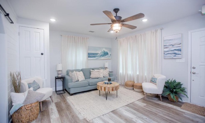 Long Beach House | Captain's Cove