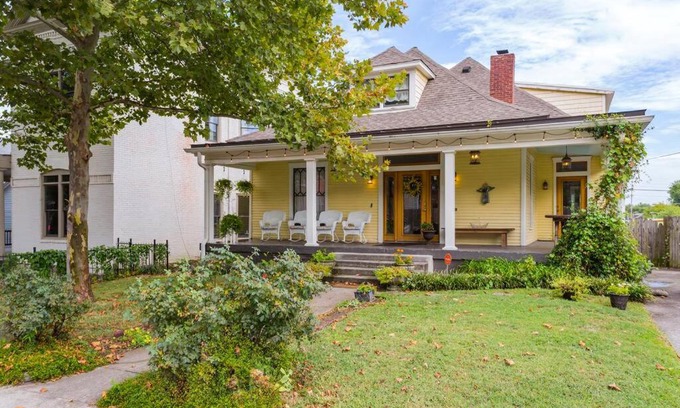 Five Points House | Captain's Quarters East Nashville, Tn (Five Point)