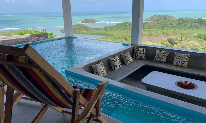 Eastern Panama House | Cara al mar Cacique