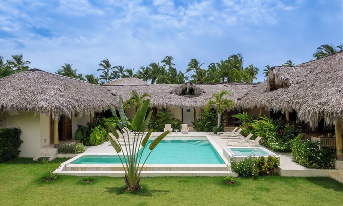 Las Terrenas Villa | Caribbean luxury villa in beach front gated community