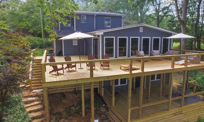 Cullman House | Carol's Cottage: 3 BR, 2 BA House in Cullman, Sleeps 12