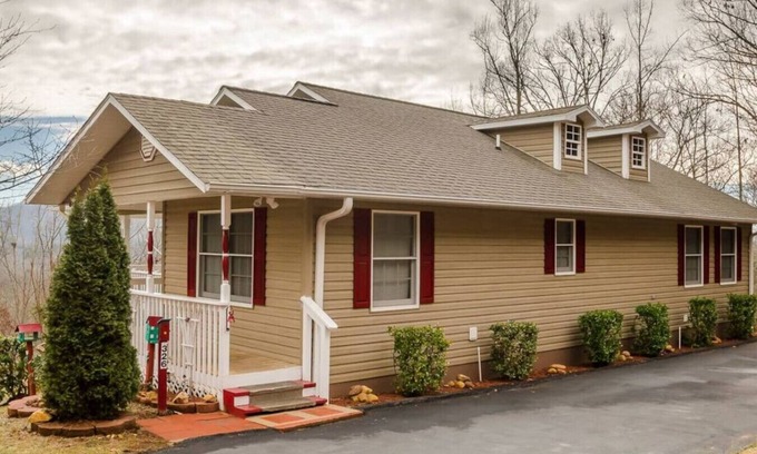 Franklin House | Carolina Crest Beautiful Home