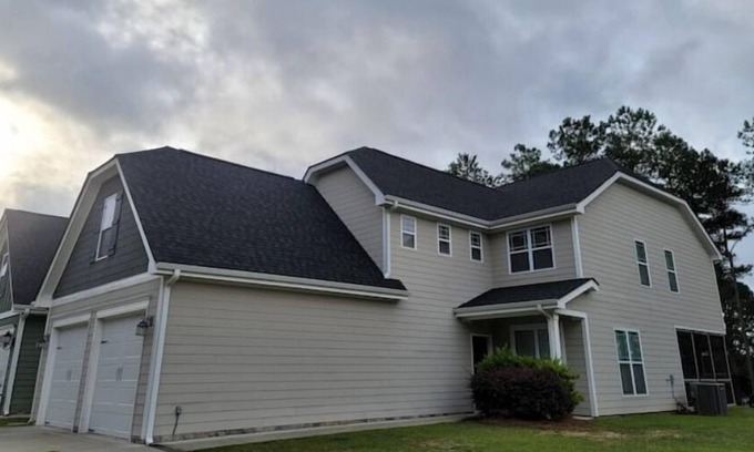 Spring Lake House | Carriage House in Gated Golf Course Community