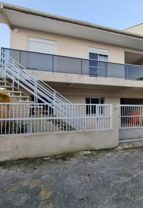 Armacao House | Casa 3 quartos a 50m da bela praia da Armação