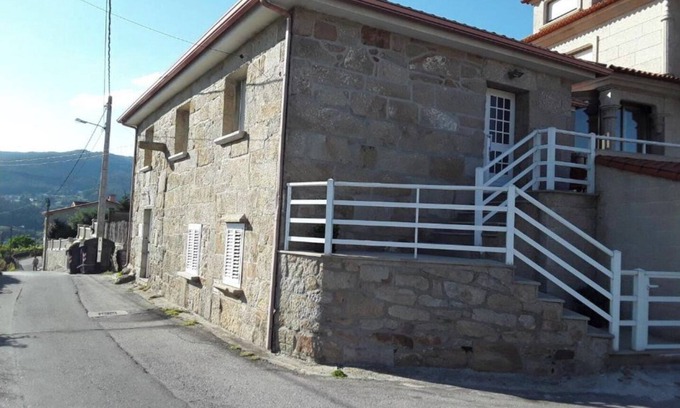 Poio House | Casa A Coruxa - Upper Floor Ground Floor