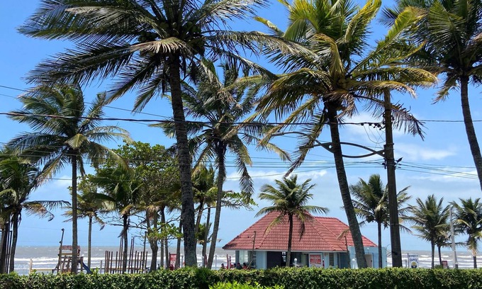 Parque Oasis House | Casa Alto Padrão Frente ao Mar