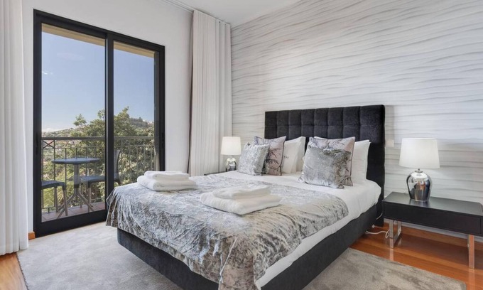 Sao Roque House | Casa Amarela in Funchal