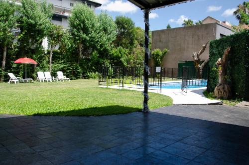 Tigre House | Casa Amplia 5 personas Con Pileta, Amplio Jardin y Parrilla Zona Muy Tranquila en Tigre Centro