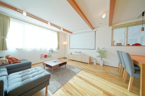 Kita Ward Apartment | Casa Antonio B 木の温もり 駅近&空港バス 駐車場付