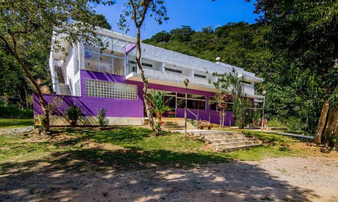 Camburi House | Casa Bacarirá - Floresta com Yoga e Café da Manhã Vegano