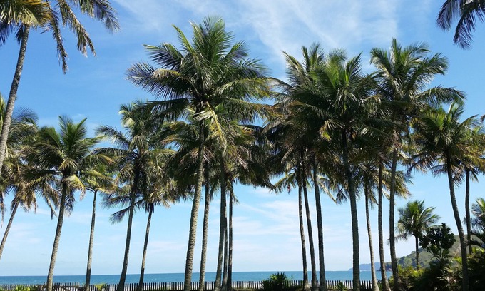 Praia de Barequecaba House | Casa Barequeçaba - 3 suites - Foot in the sand. 10 people. https:/abnb. me/nsmwa62Qs