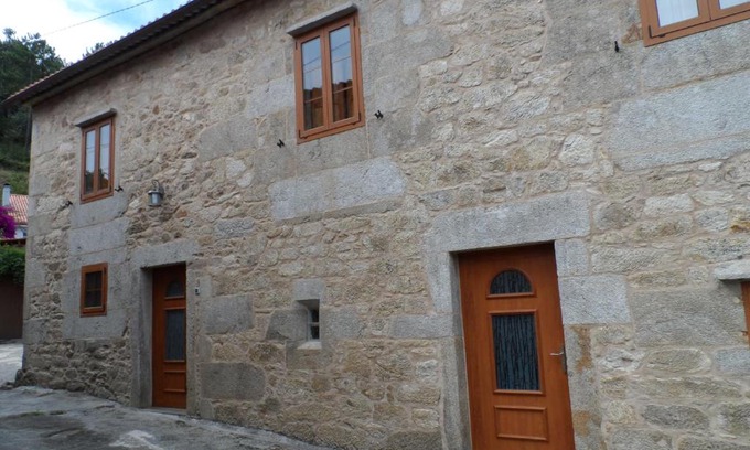 Outes House | Casa Barqueiro
