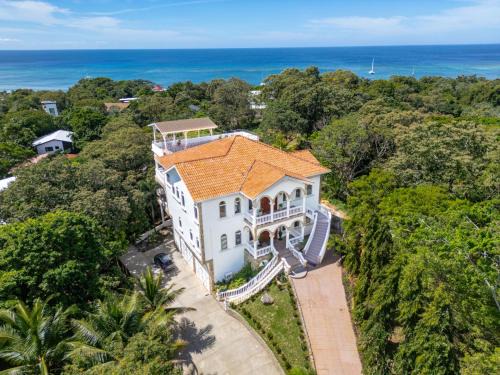 Antoneys Cay House | Casa Bella Grand Estate with Ocean Views Pool and Waterfall