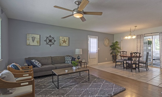 Myrtle Grove House | Casa Blue at Myrtle Grove, 10 minutes to Carolina Beach! 4 Beds, 1 Bath Sleeps 6