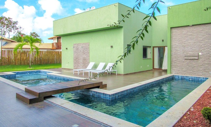 Parafuso House | Casa c ótima infraestrutura e piscina, Camaçari/BA