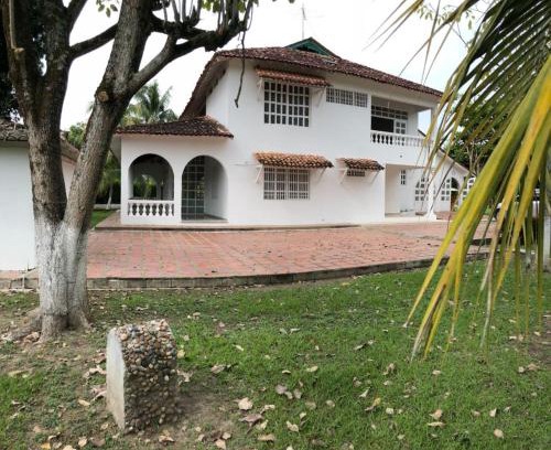 La Dorada House | Casa campestre con piscina, jacuzzi y bbq