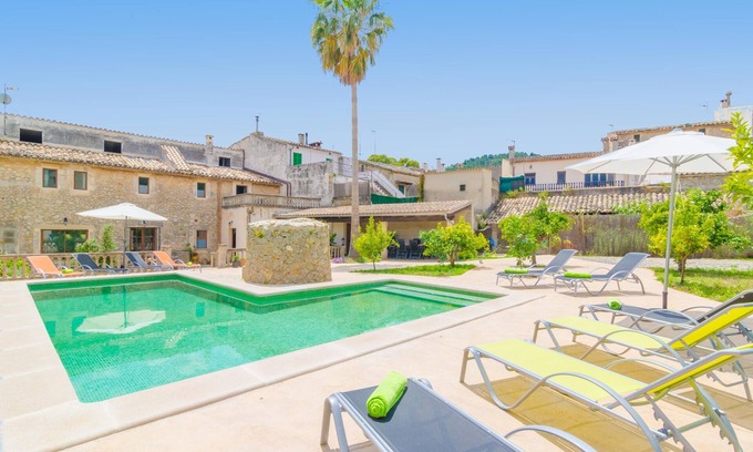 Mancor de la Vall Villa | CASA CANALS - Villa with private pool in Mancor De La Vall. Free WiFi