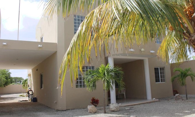 Chelem Villa | Casa Canukatan