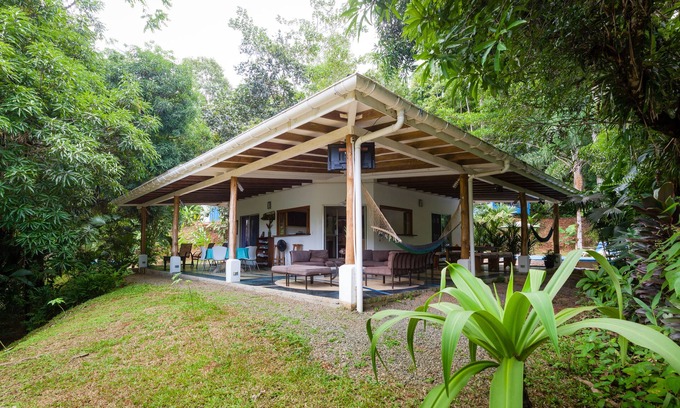 Portalon House | Casa Cedro - Portasol Vacation Rentals