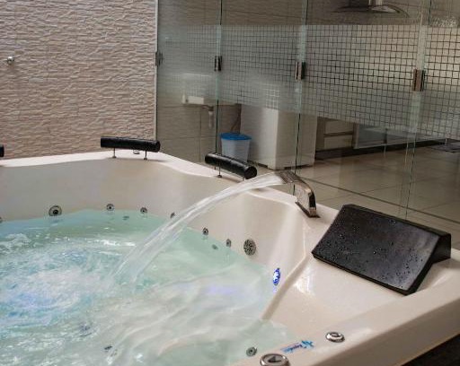 Trindade House | Casa com 2 quartos e banheira de Hidromassagem