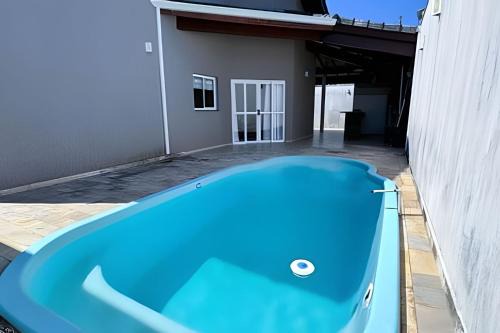 Indaia House | Casa com piscina em Bertioga -SP (1)