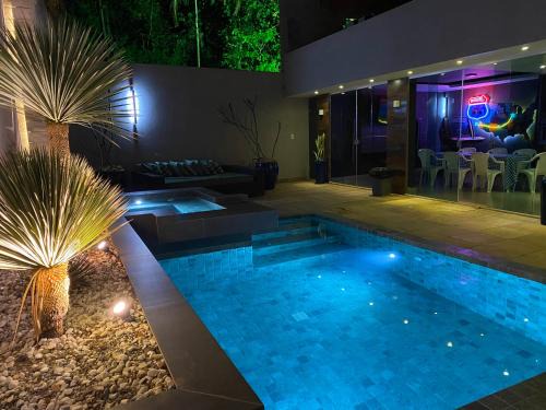 Muriae House | Casa com Piscina no bairro João VI, Muriaé-MG