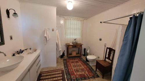 Itatinga House | Casa com praia na beira da represa