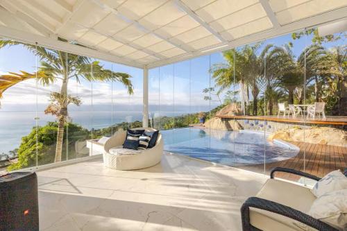Siriuba House | Casa com vista para o mar em Ilha Bela