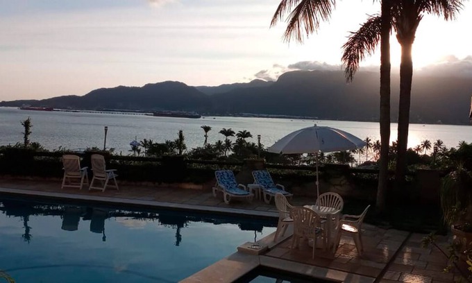 Itaquanduba House | Casa com vista privilegiada do mar em Ilhabela/SP