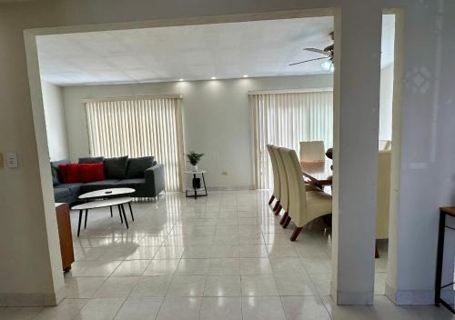 Torreon House | Casa completa, Hosp Angeles, Tec Mty y Facturamos