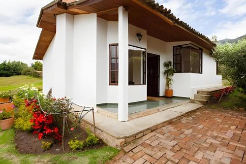 Subachoque House | Casa con huerto orgánico.