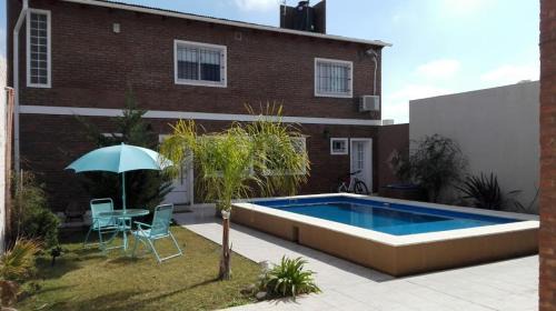 Roldan House | Casa Con Pileta En Roldan