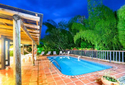 Quimbaya House | Casa con piscina privada fincas panaca, Quindío