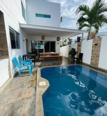 Salinas Apartment | Casa con piscina privada