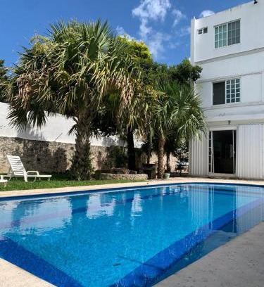 Alfredo V. Bonfil Villa | Casa confortable y espaciosa con alberca privada