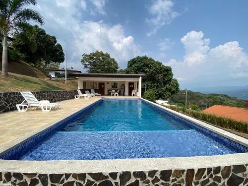 Escobal House | Casa Daniela, Relax and Enjoy!