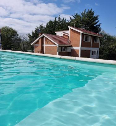 La Estancia House | casa de campo a metros del lago