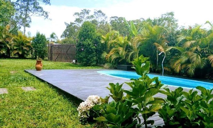 Praia do Rosa House | Casa de Férias com Piscina na Praia do Rosa/SC