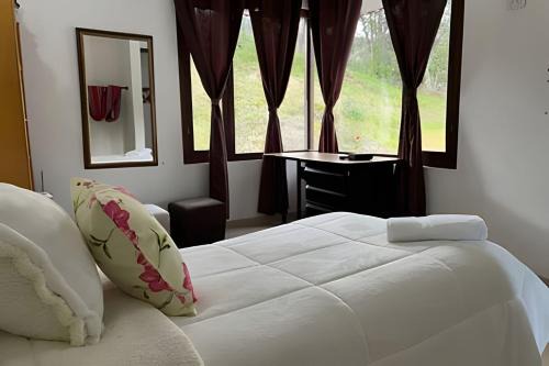 Subachoque House | Casa de montaña con vista, BBQ y wifi confiable