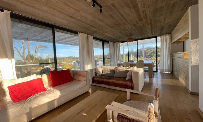 San Vicente House | Casa de Playa en Barrio Semiprivado