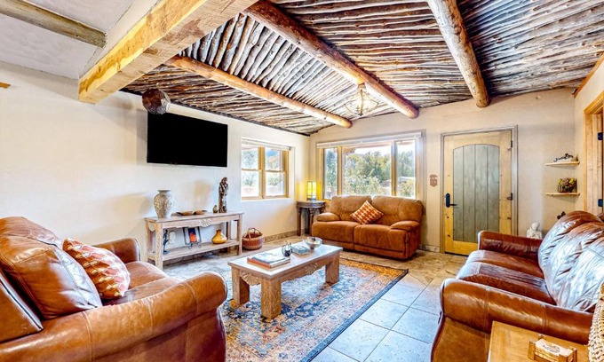 Arroyo Seco House | Casa de Rufina