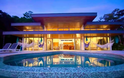 Portalon House | Casa de Teak