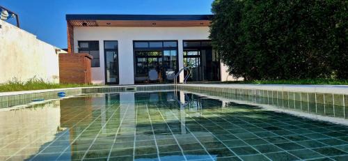 Corrientes Apartment | Casa de un ambiente con piscina y quincho