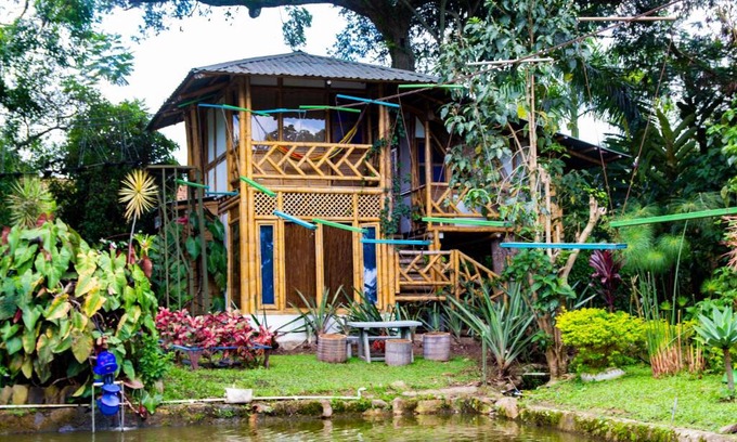 Chinauta Hotel | CASA DEL ÁRBOL, Romántico, Piscina, en Chinauta, el mejor clima