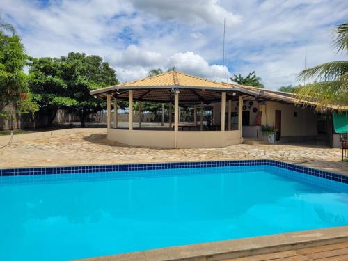 Caldas Novas House | Casa do Lago com Piscina