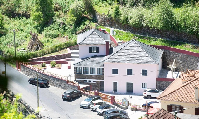 Sao Roque do Faial House | Casa do Ribeiro Frio