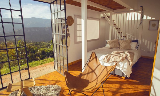 Tibirita House | Casa en las Montañas con Espectacular Vista