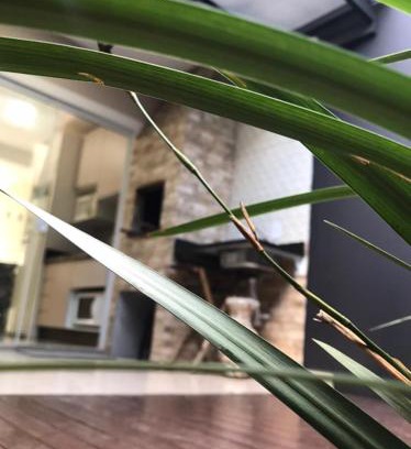 Enseada House | Casa Enseada, Prainha, Praia Grande com ar nos 2 quartos