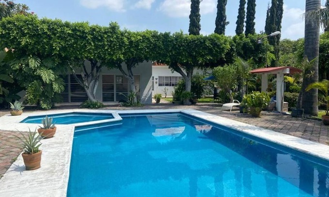 Cuautla House | Casa Entera en Cuautla Morelos con alberca y jardin